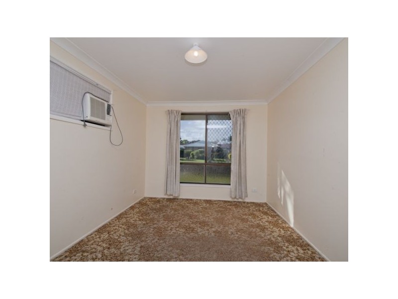 1/3 Ambako Place, Golden Beach QLD 4551
