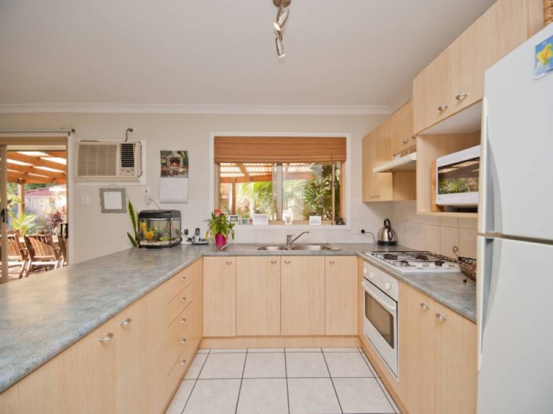 19 Columbia Street, Sippy Downs QLD 4556