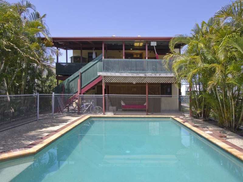9 Regent Street, Caloundra QLD 4551
