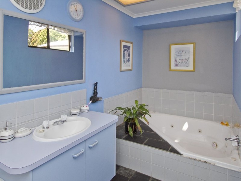 9 Regent Street, Caloundra QLD 4551