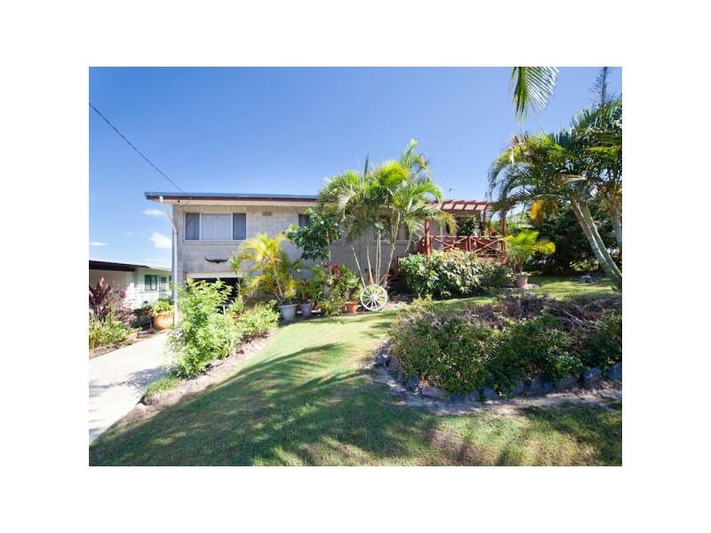2 Maud Street, Caloundra QLD 4551