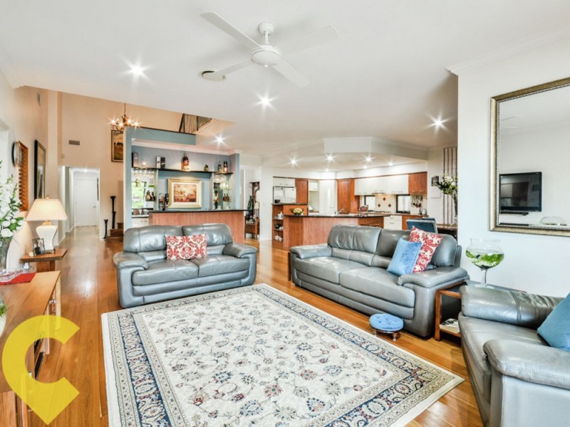 52 Kalowendha Avenue, Pelican Waters QLD 4551