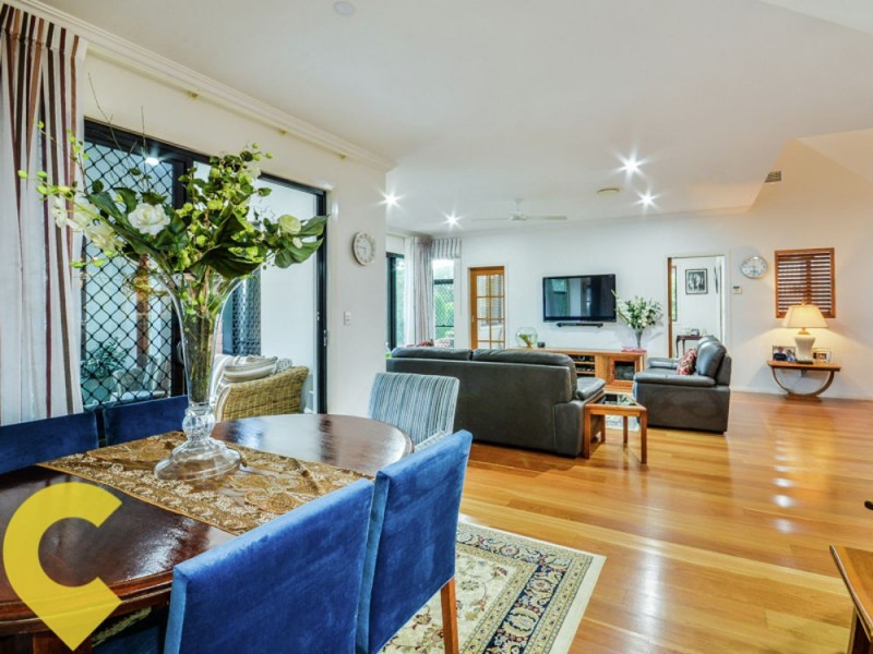 52 Kalowendha Avenue, Pelican Waters QLD 4551