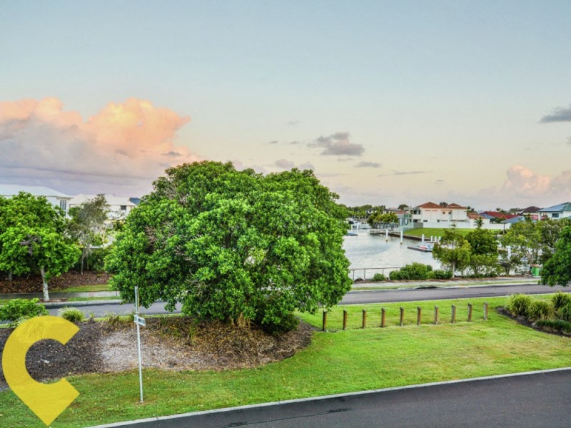 52 Kalowendha Avenue, Pelican Waters QLD 4551