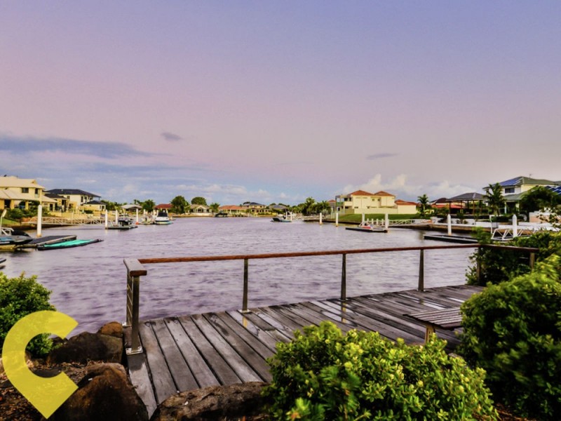 52 Kalowendha Avenue, Pelican Waters QLD 4551