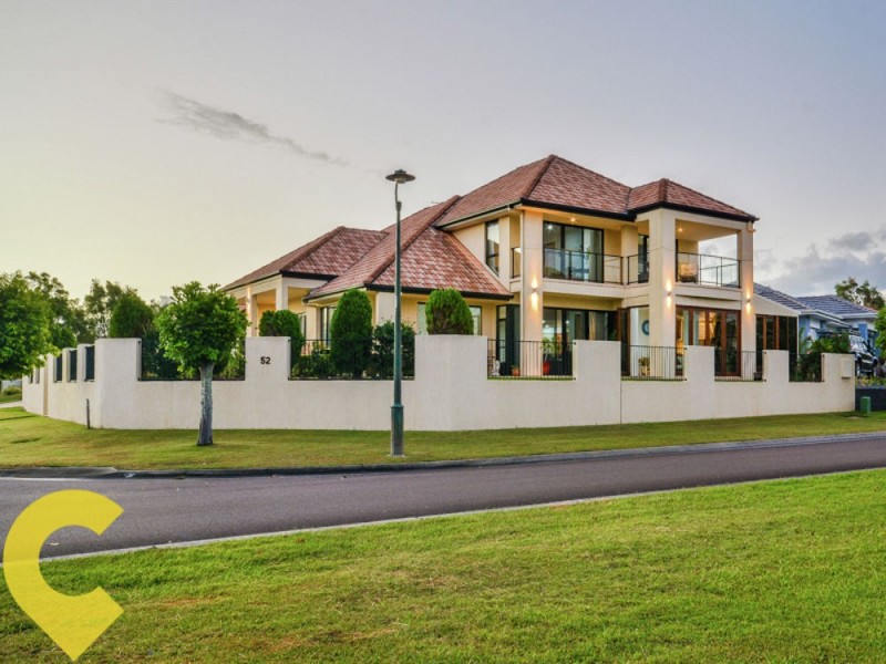 52 Kalowendha Avenue, Pelican Waters QLD 4551