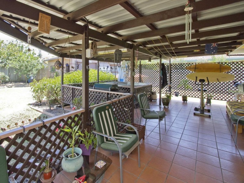 35 Wavell Avenue, Golden Beach QLD 4551