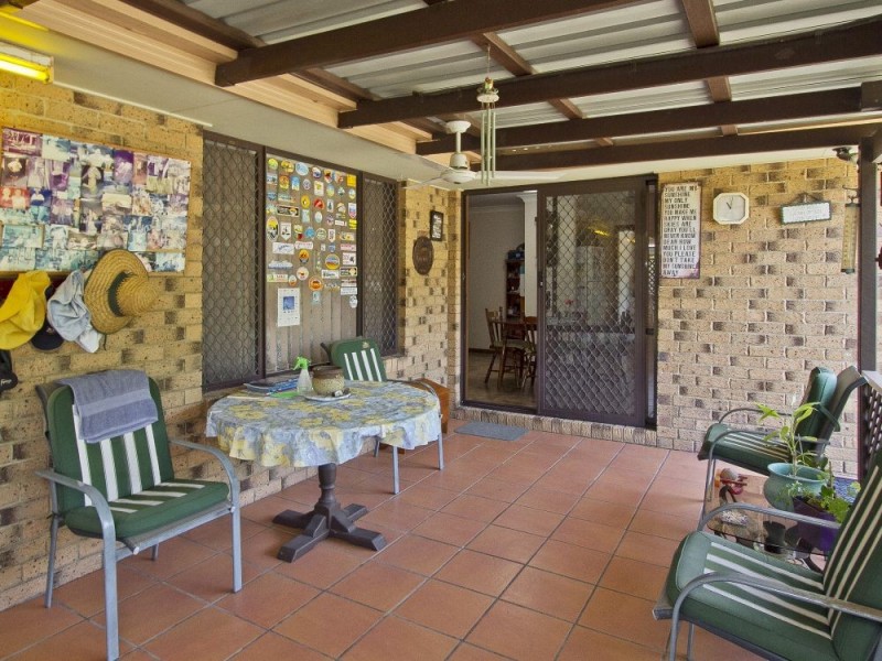 35 Wavell Avenue, Golden Beach QLD 4551