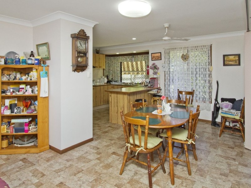 35 Wavell Avenue, Golden Beach QLD 4551