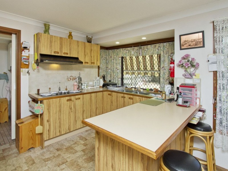 35 Wavell Avenue, Golden Beach QLD 4551