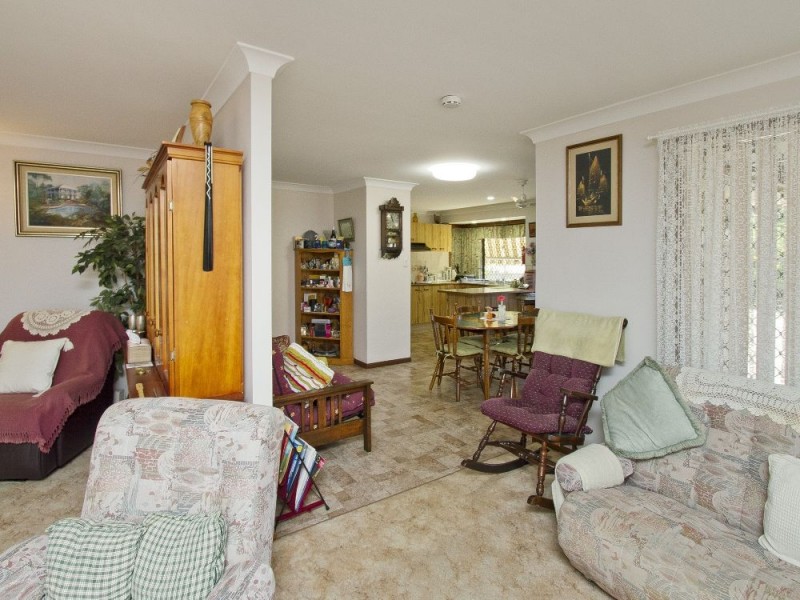 35 Wavell Avenue, Golden Beach QLD 4551