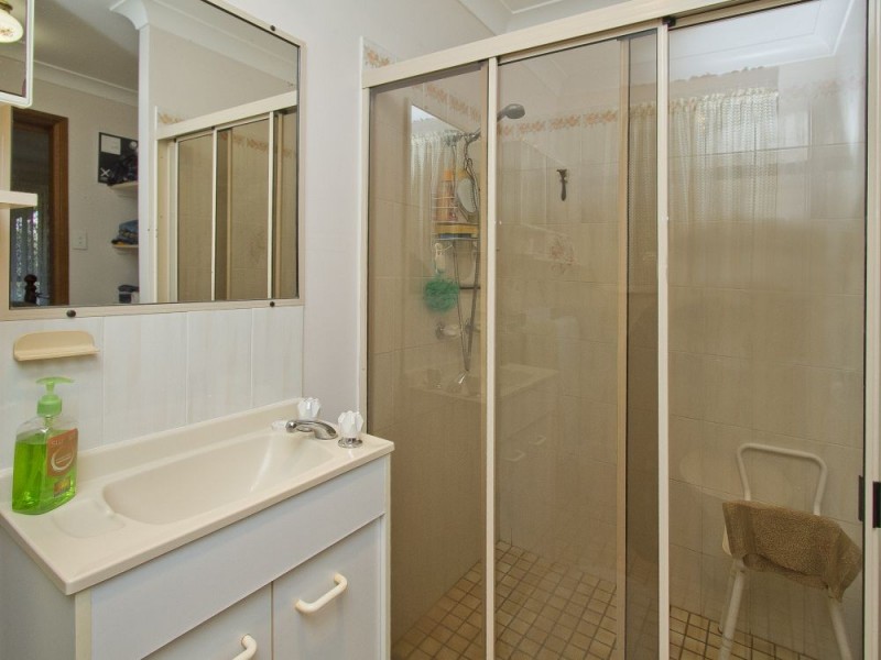 35 Wavell Avenue, Golden Beach QLD 4551