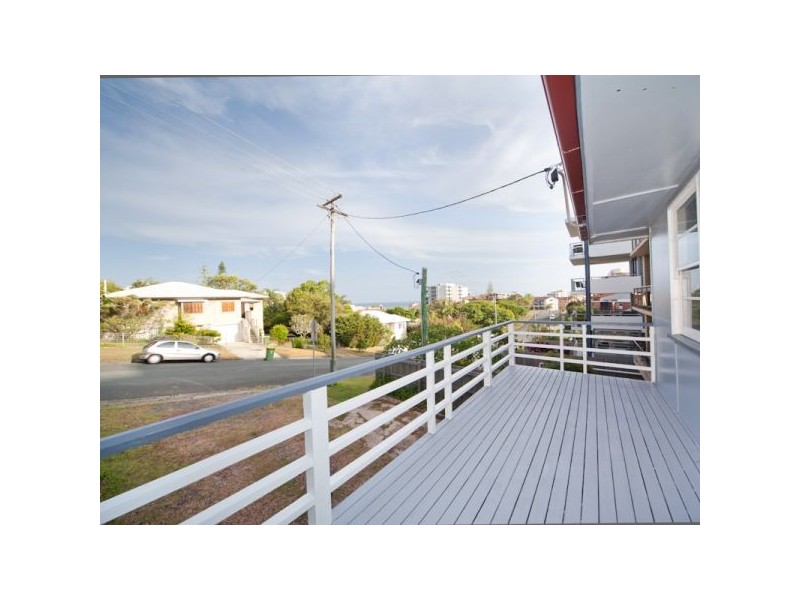 24 Upper Gay Terrace, Kings Beach QLD 4551