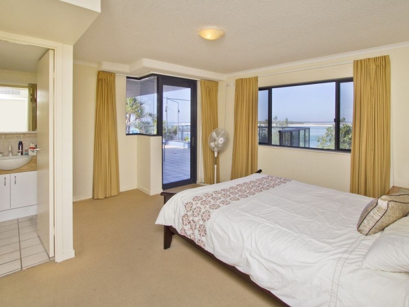 9/38 Grand Pacific Resort, Bulcock Beach Esplanade, Caloundra QLD 4551