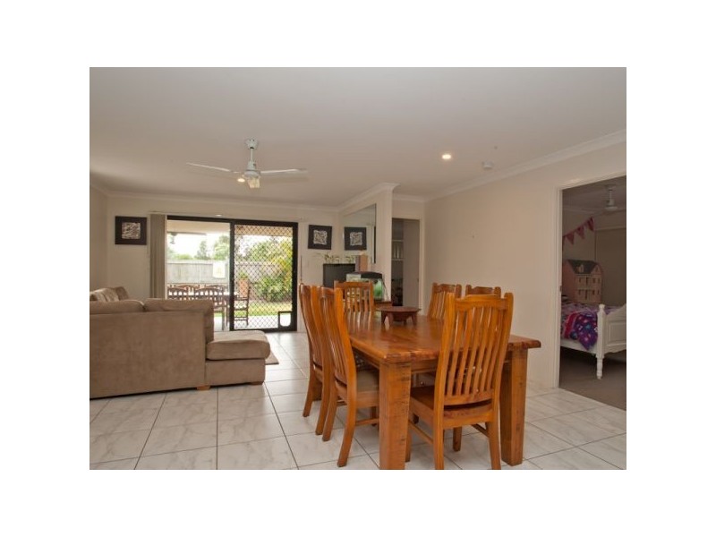 7 Griffin Crescent, Caloundra West QLD 4551