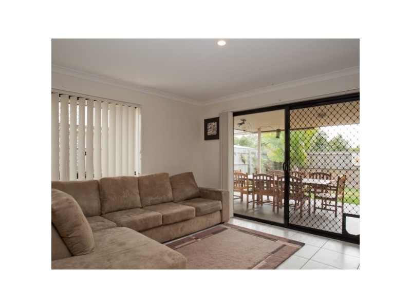 7 Griffin Crescent, Caloundra West QLD 4551