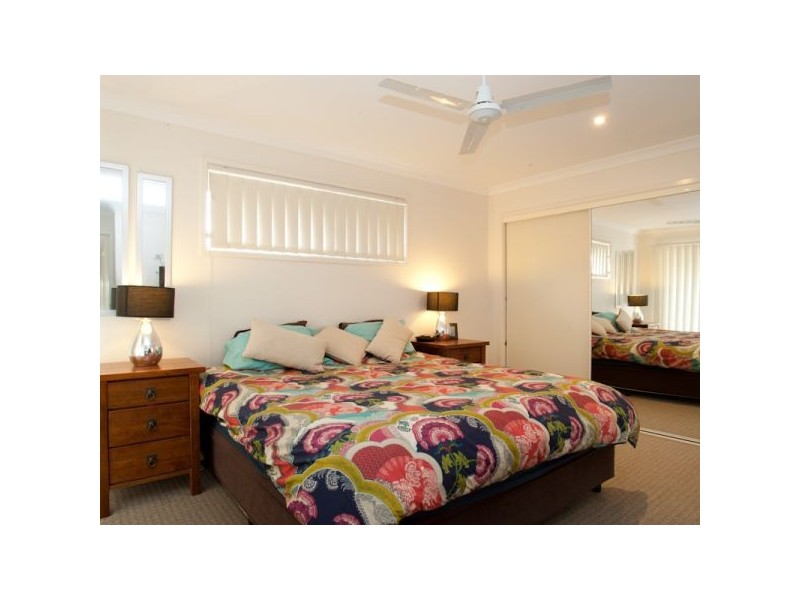 7 Griffin Crescent, Caloundra West QLD 4551