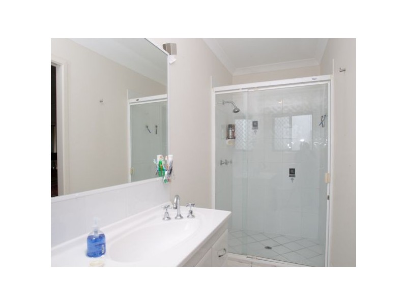 7 Griffin Crescent, Caloundra West QLD 4551