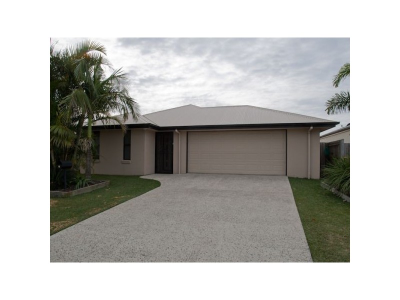 7 Griffin Crescent, Caloundra West QLD 4551