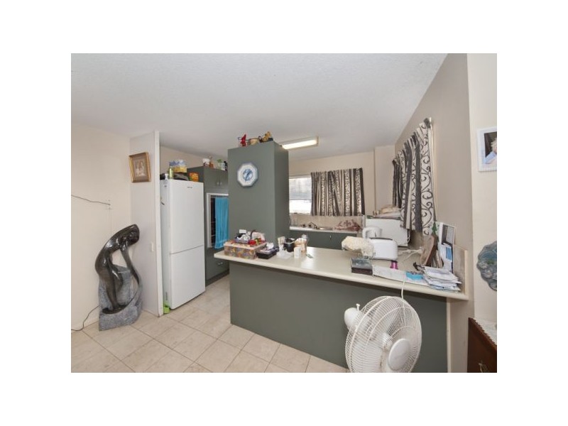 2/14 Queen Street, Kings Beach QLD 4551