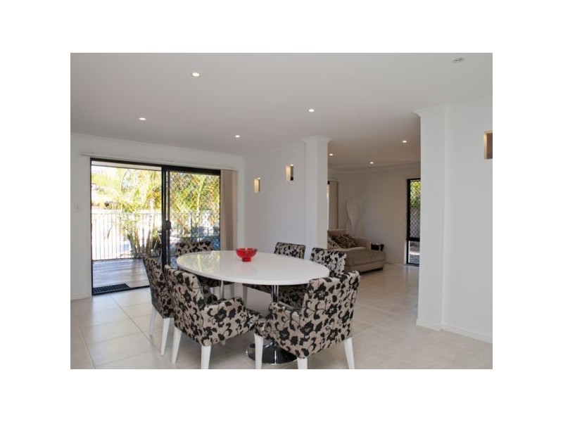 1 Geebung Court, Meridan Plains QLD 4551