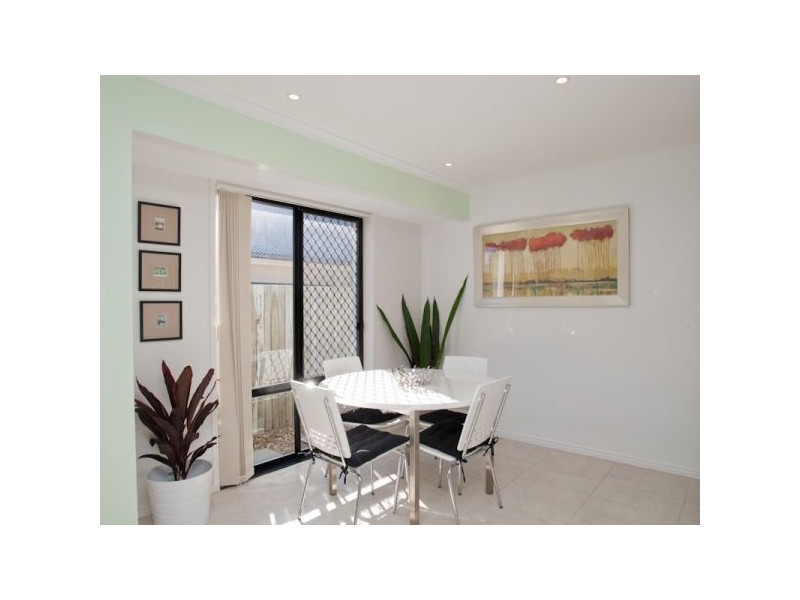1 Geebung Court, Meridan Plains QLD 4551