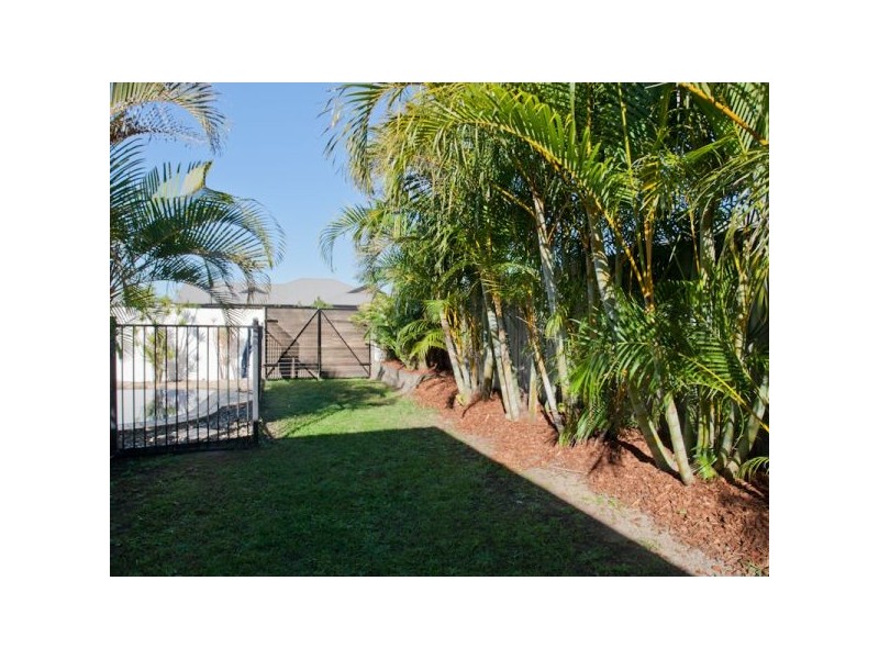 1 Geebung Court, Meridan Plains QLD 4551