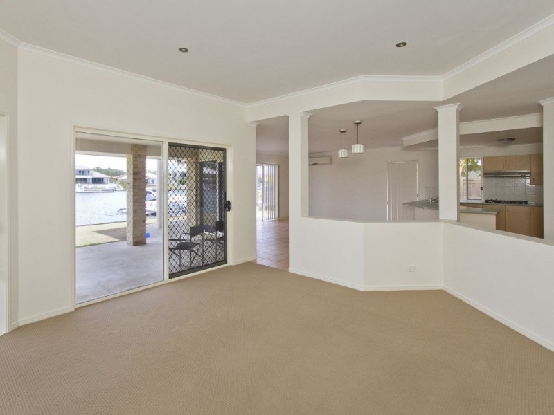 11 Godwin Place, Pelican Waters QLD 4551