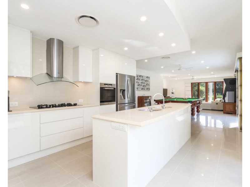 24 Rutherford Place, Pelican Waters QLD 4551