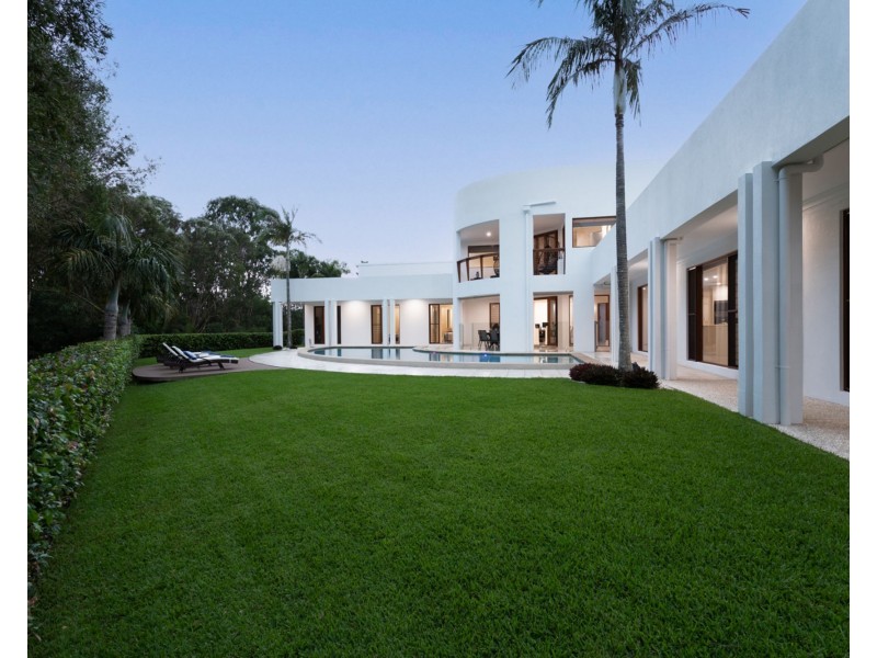 24 Rutherford Place, Pelican Waters QLD 4551