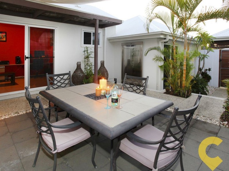 16 Scribbly Gum Drive, Meridan Plains QLD 4551