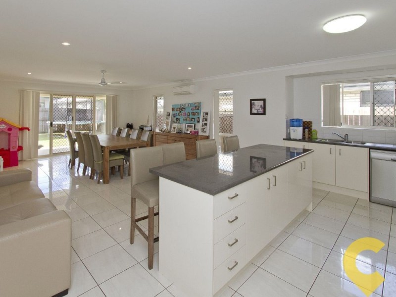 25 Feathertop Circuit, Caloundra West QLD 4551