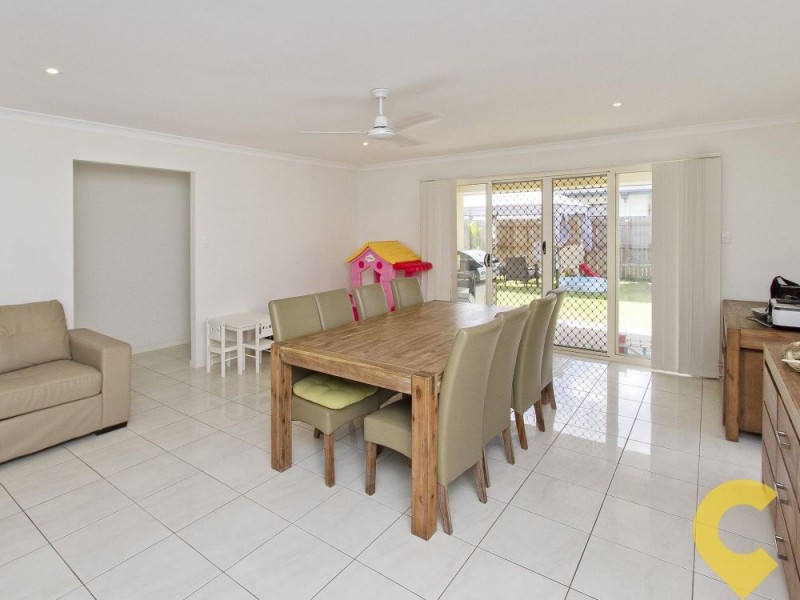 25 Feathertop Circuit, Caloundra West QLD 4551