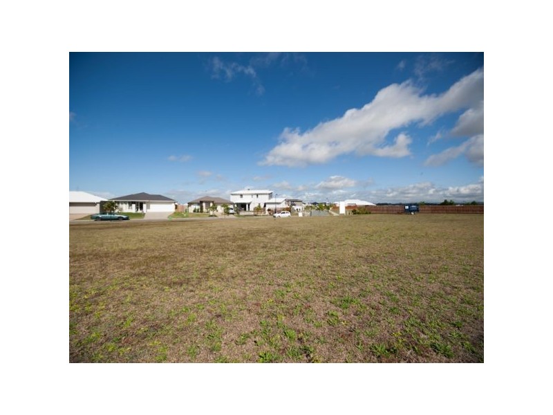 39 Lamatia Drive, Mountain Creek QLD 4557