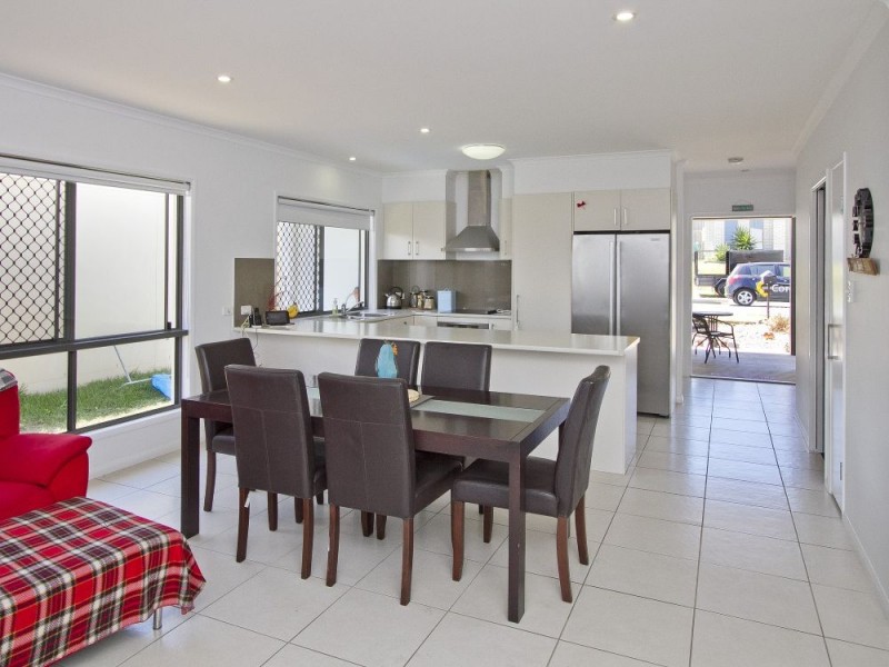 14 Riverstone Crescent, Little Mountain QLD 4551