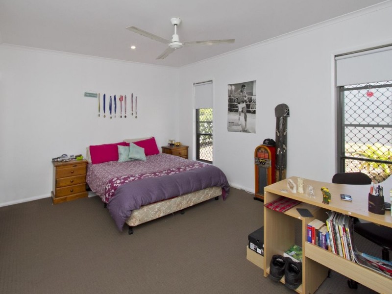 14 Riverstone Crescent, Little Mountain QLD 4551