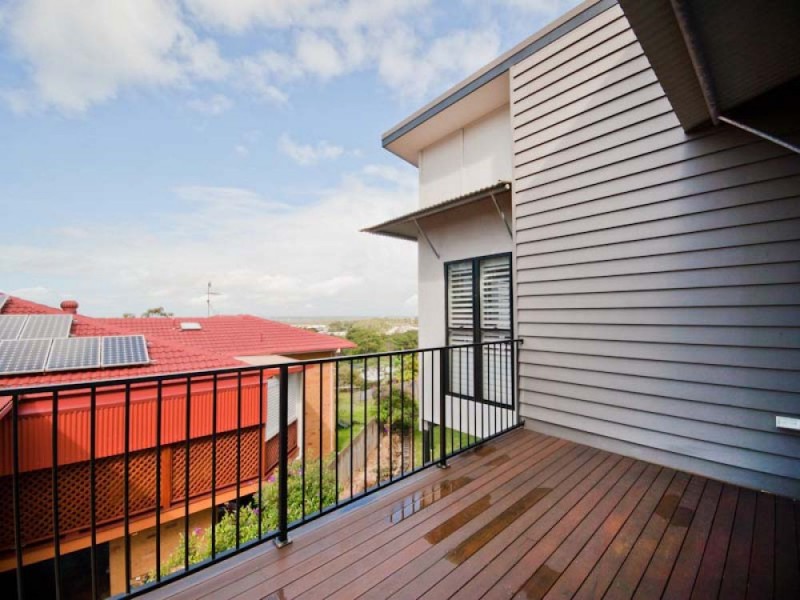 90 Sugar Bag Road, Little Mountain QLD 4551