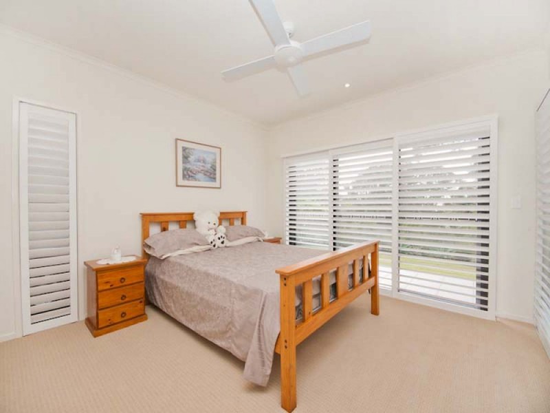 90 Sugar Bag Road, Little Mountain QLD 4551