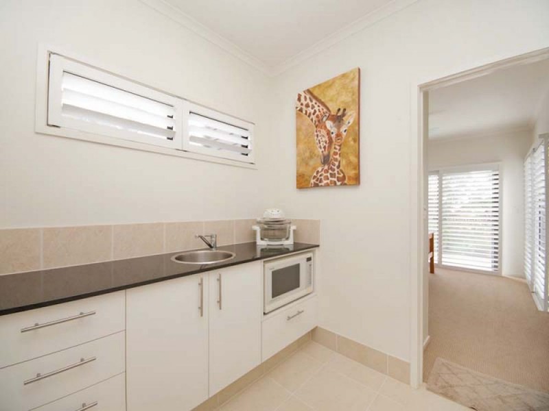 90 Sugar Bag Road, Little Mountain QLD 4551