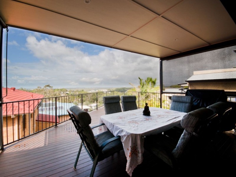 90 Sugar Bag Road, Little Mountain QLD 4551