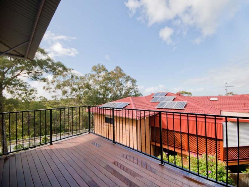 90 Sugar Bag Road, Little Mountain QLD 4551