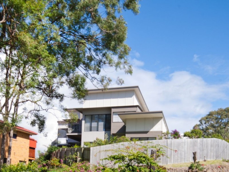 90 Sugar Bag Road, Little Mountain QLD 4551