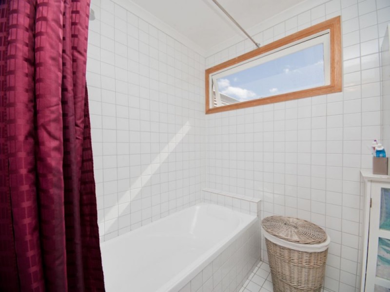 122 Westminster Avenue, Golden Beach QLD 4551