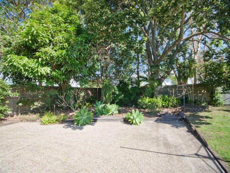 122 Westminster Avenue, Golden Beach QLD 4551