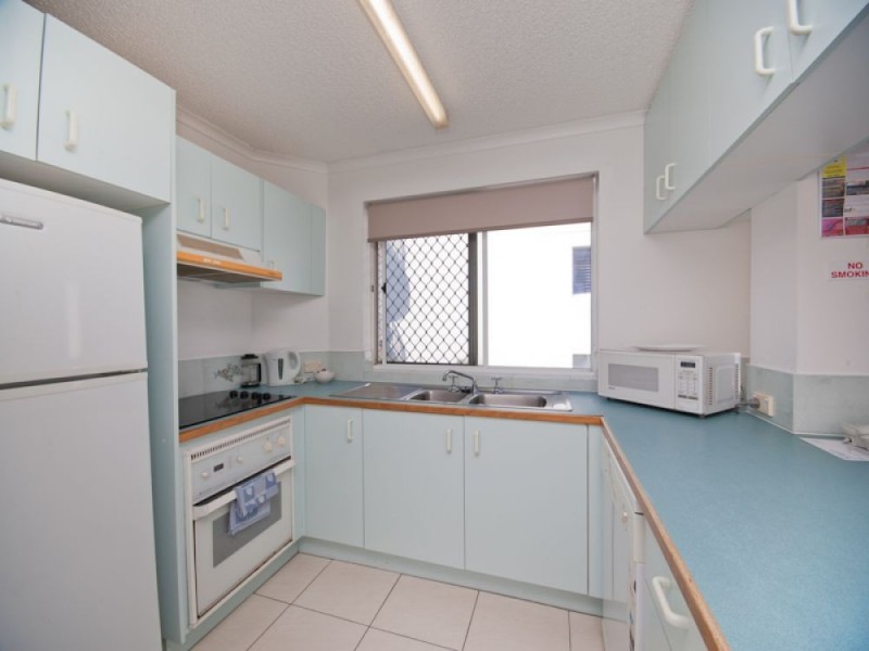 16/42 Maloja Avenue, Caloundra QLD 4551