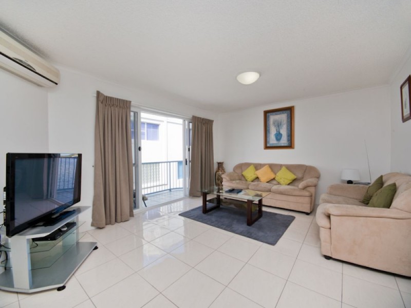 16/42 Maloja Avenue, Caloundra QLD 4551