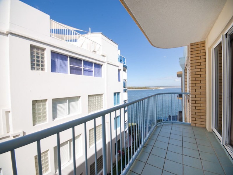 16/42 Maloja Avenue, Caloundra QLD 4551