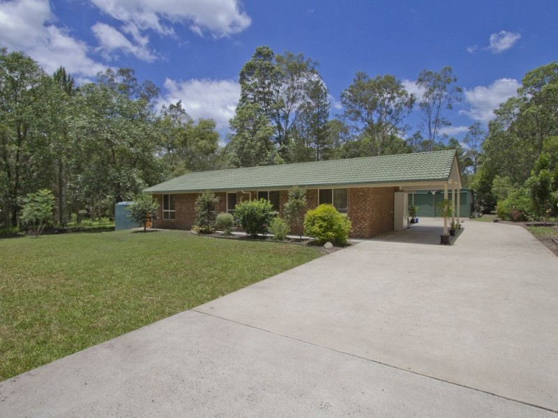 3 Leafy Lane, Mooloolah Valley QLD 4553