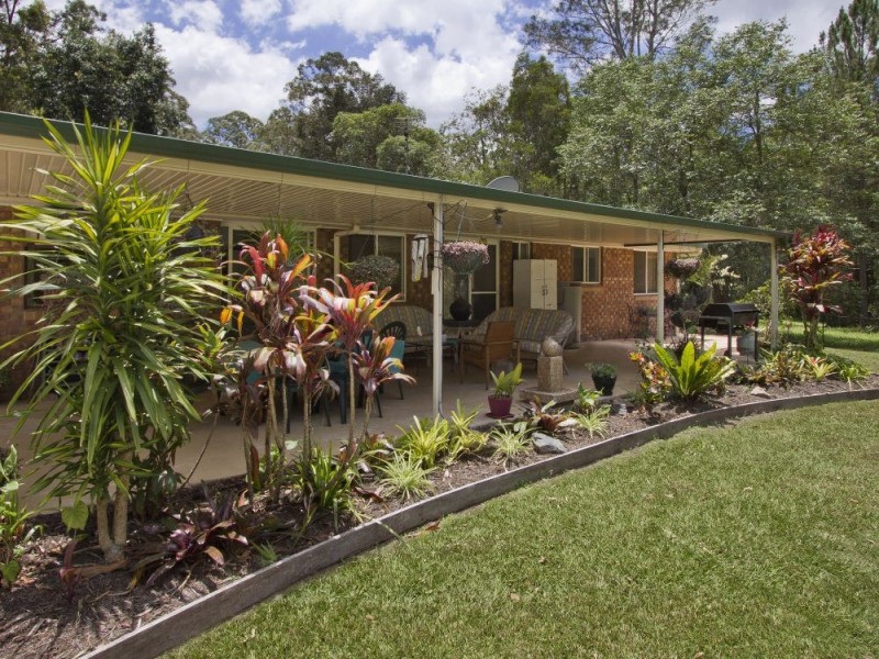 3 Leafy Lane, Mooloolah Valley QLD 4553