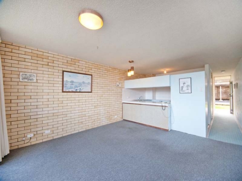 2/41 Moreton Parade, Caloundra QLD 4551